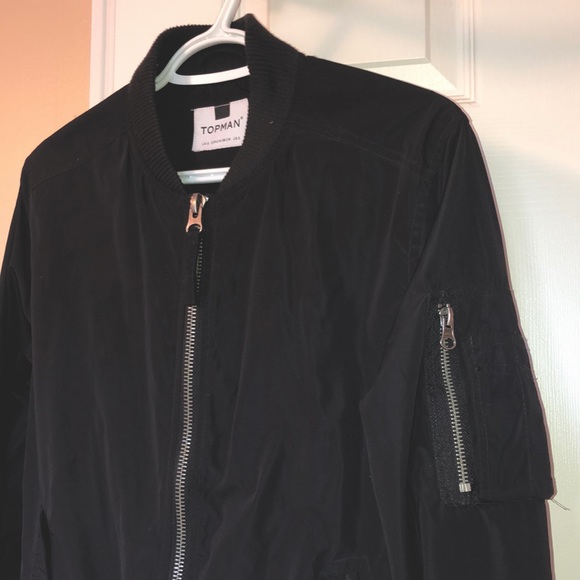 Black jacket - Picture 1 of 4
